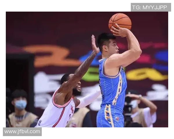 武汉篮球队配合变革引发热议球迷期待新战术带来胜利曙光